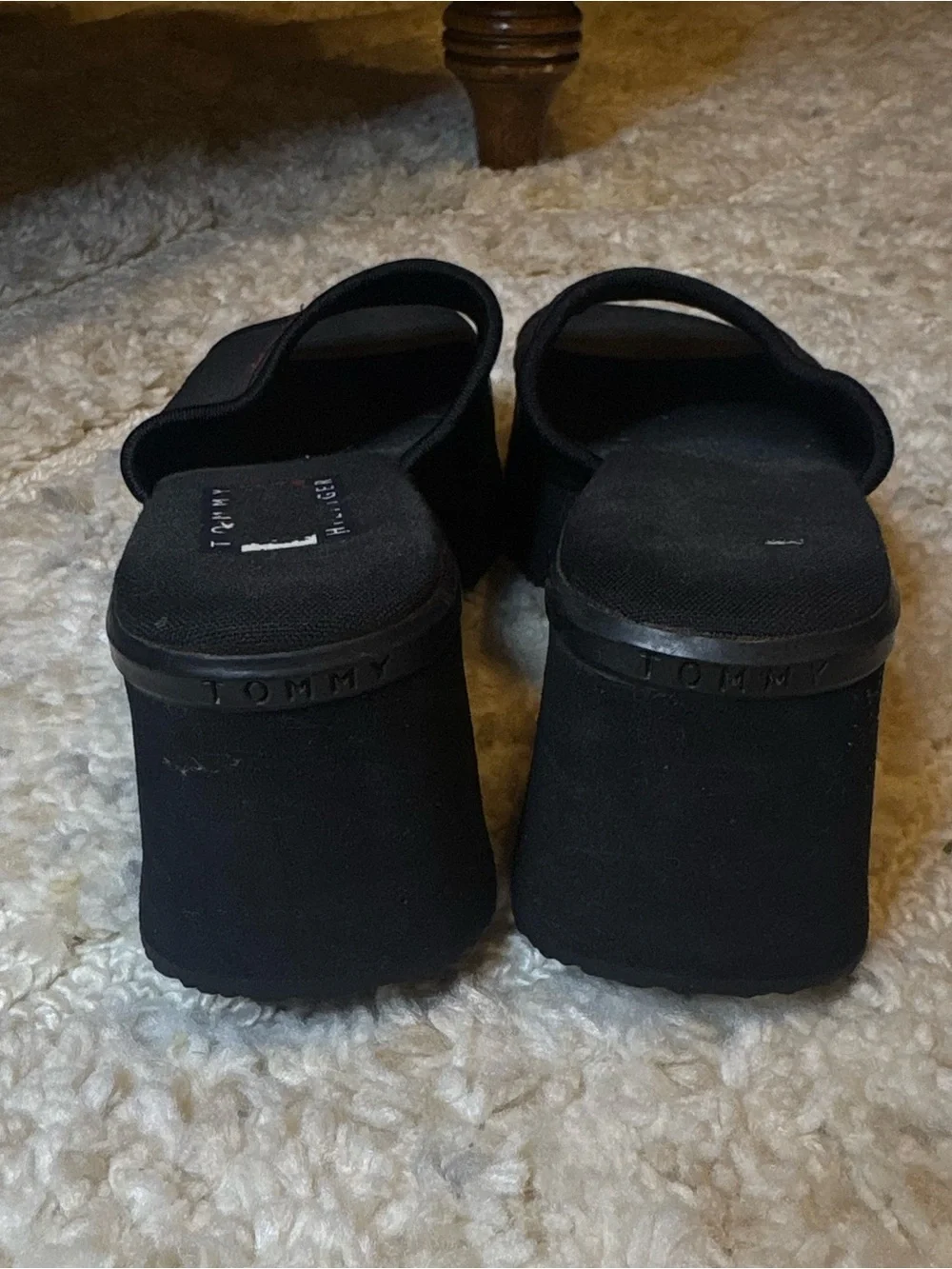 Vintage 90s Tommy Hilfiger chunky sandals women’s size 7